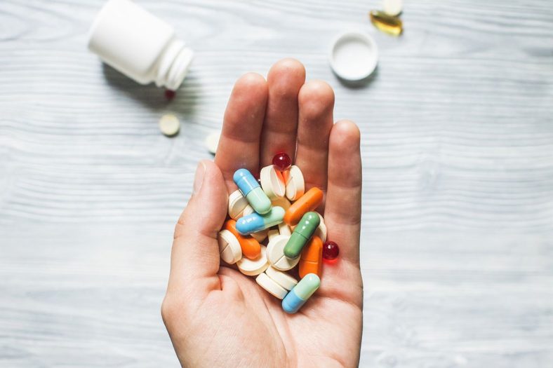 Cara Memilih Obat yang Tepat: Generik atau Bermerek