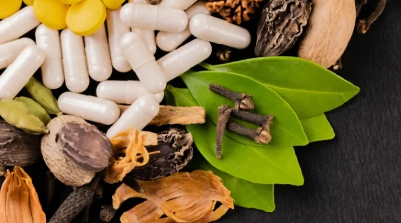Suplemen vs Nutrisi Alami: Memahami Cara Tubuh Menyerap